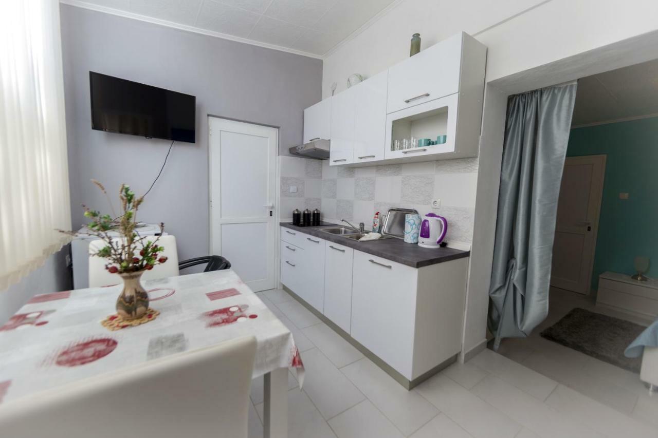 Apartment Palma Sali Exterior photo