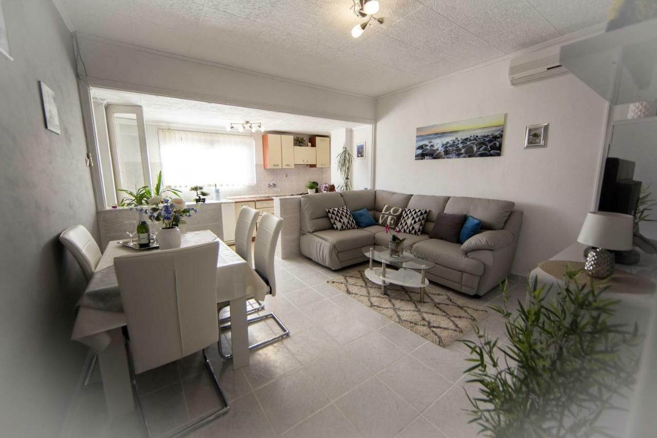 Apartment Palma Sali Exterior photo